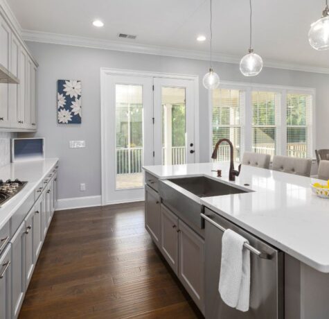 Modern Cabinet Colors Trending in Rehoboth Beach Homes
